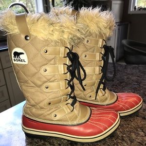 Sorel Joan of Arctic Boots